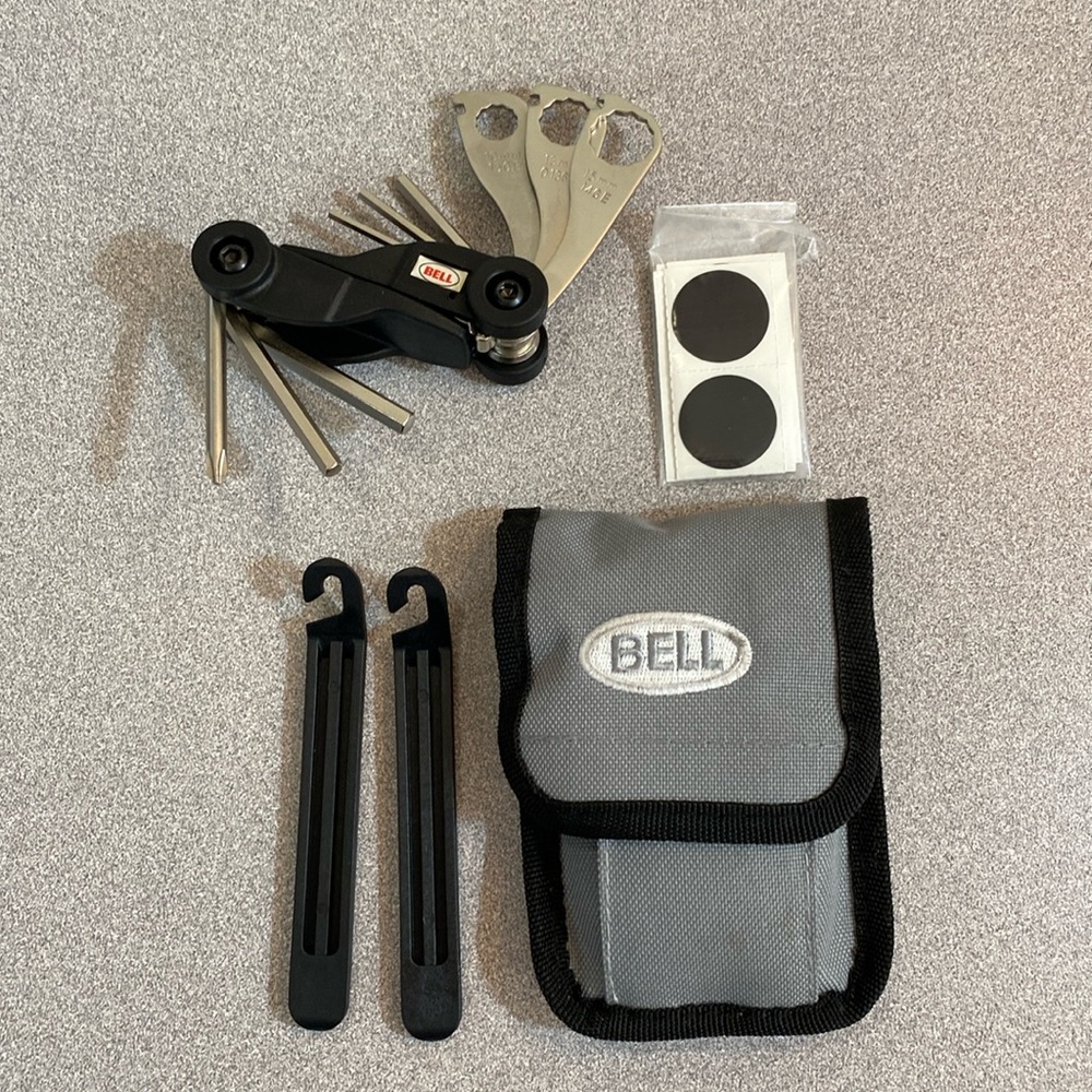 Bell Cycling - Bicycle tool kit.